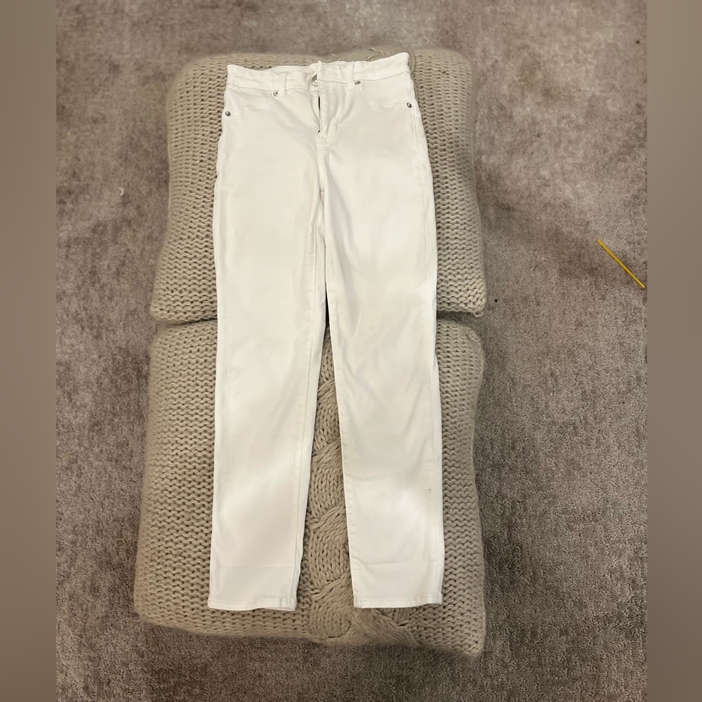 White American Eagle Jeans